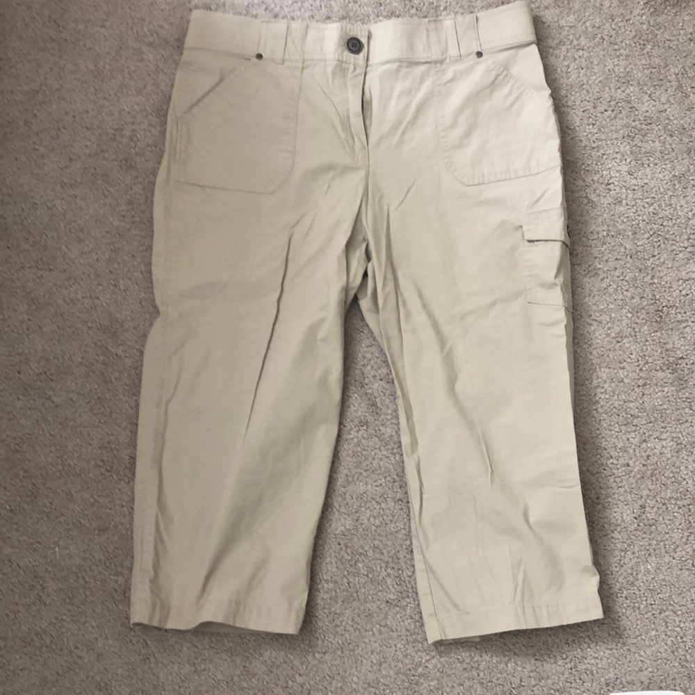 Counterparts Khaki cotton  capris size 10